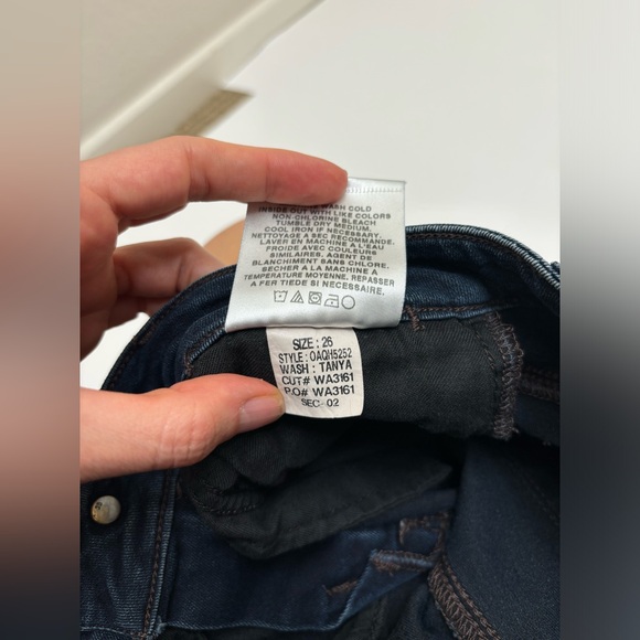 Joe’s Jeans Chelsea dark wash skinny jeans size 26 waist, 31 inseam - Picture 4 of 12